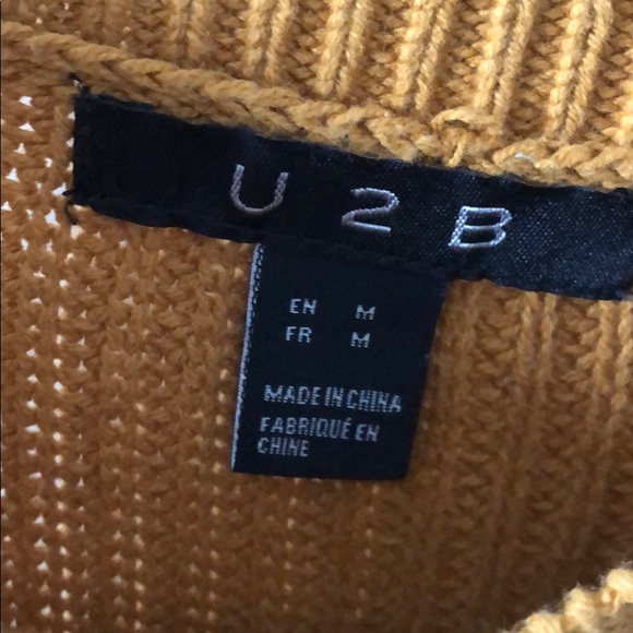 Cute sweater! - Picture 2 of 2